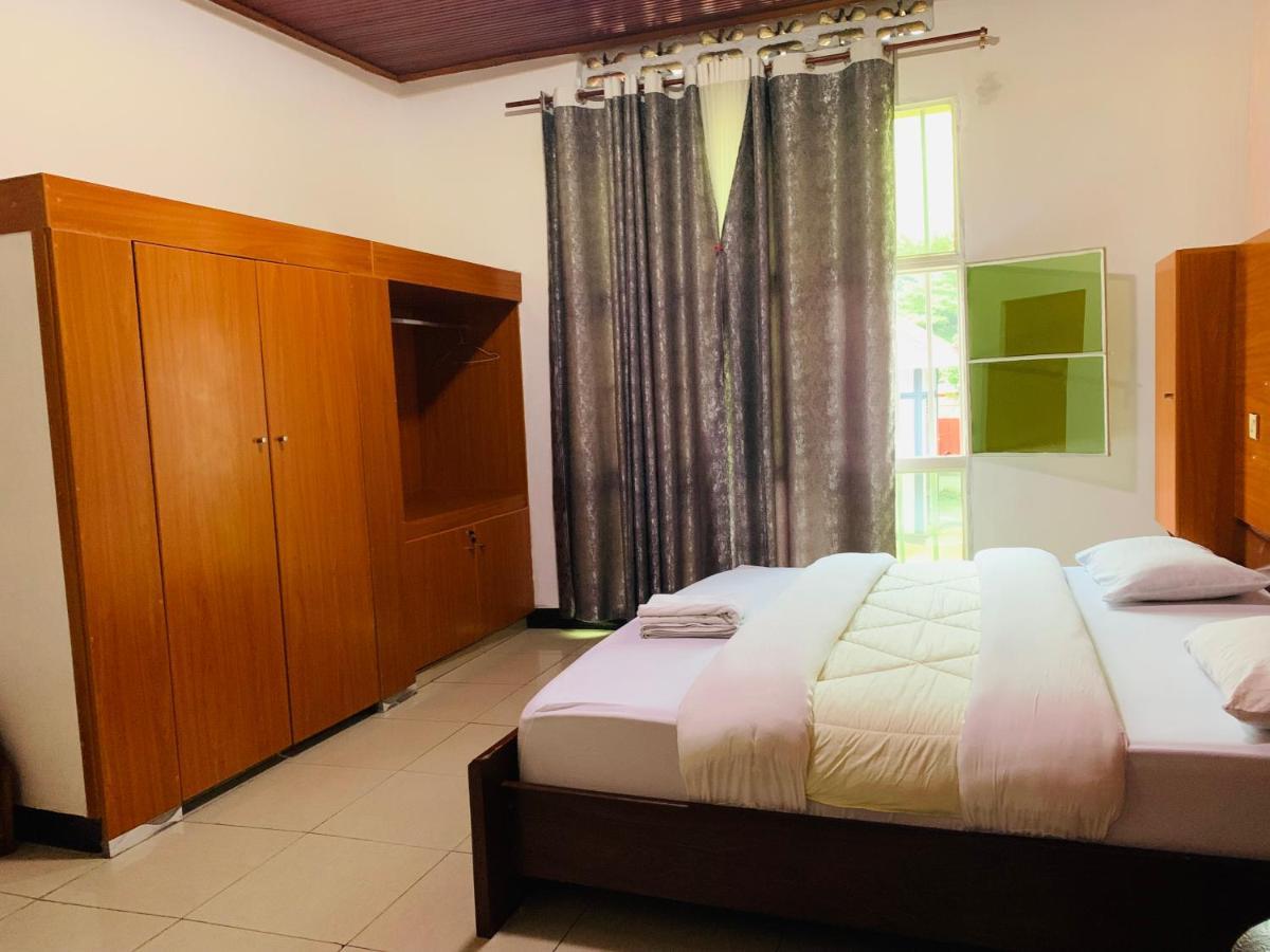 Arundinaria Guest House Gisenyi Bagian luar foto